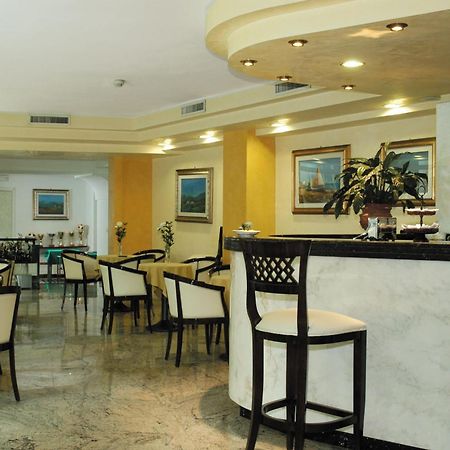Hotel Borgo Marina ローディ・ガルガーニコ エクステリア 写真