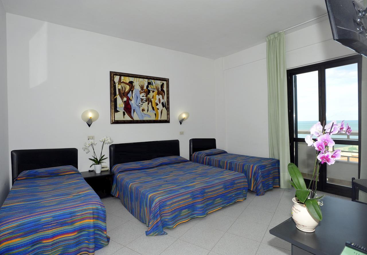 Hotel Borgo Marina ローディ・ガルガーニコ エクステリア 写真