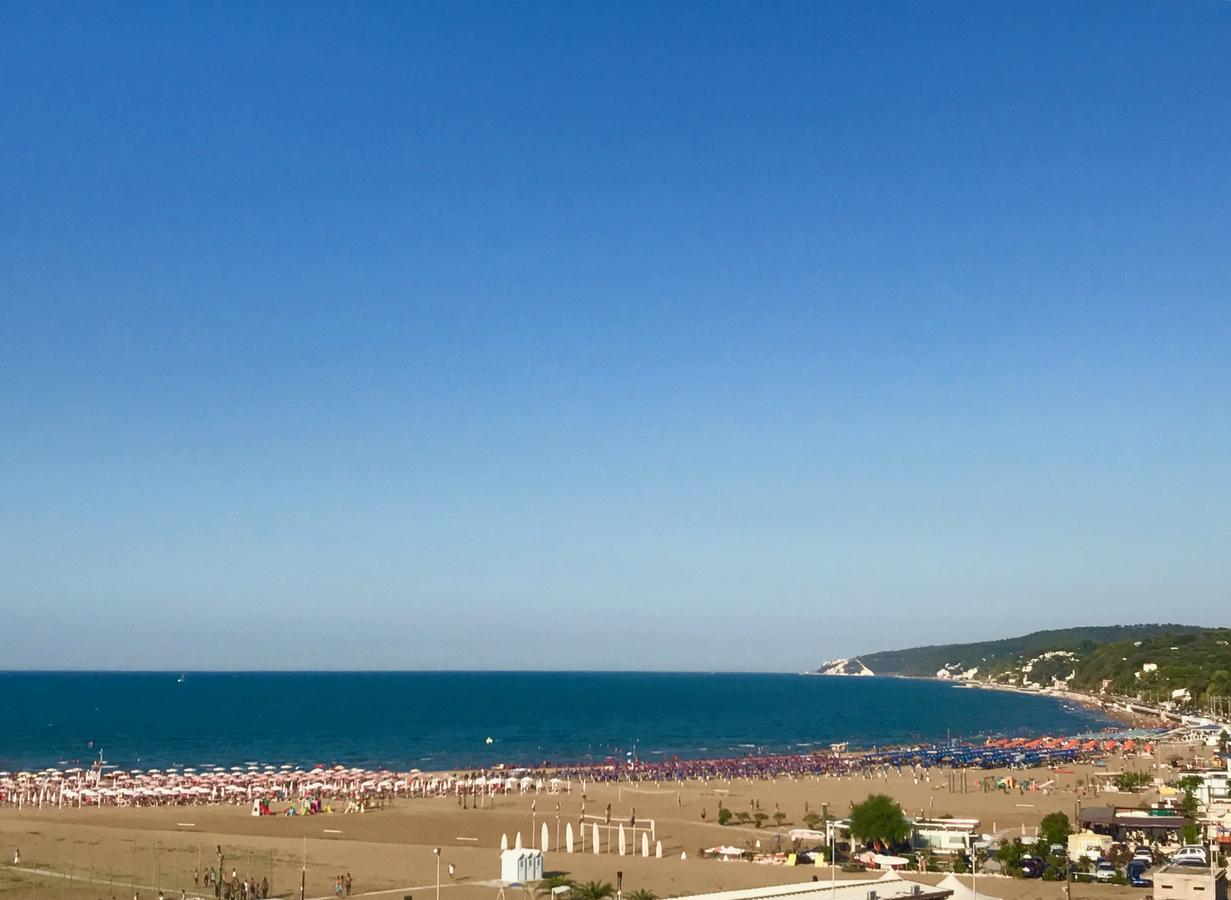 Hotel Borgo Marina ローディ・ガルガーニコ エクステリア 写真